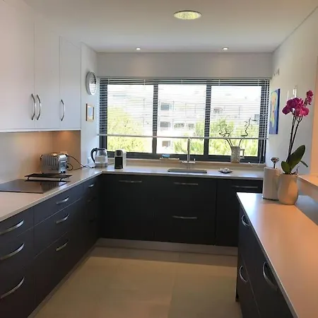 Marina Village 170 View 6 Beds *
